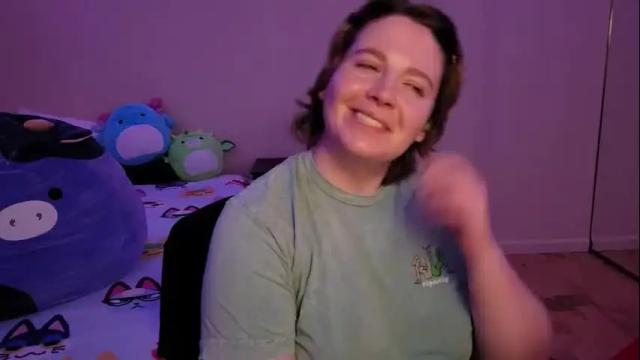 Image 11 of internetfairy_xo Stream on Chaturbate on 15 months ago