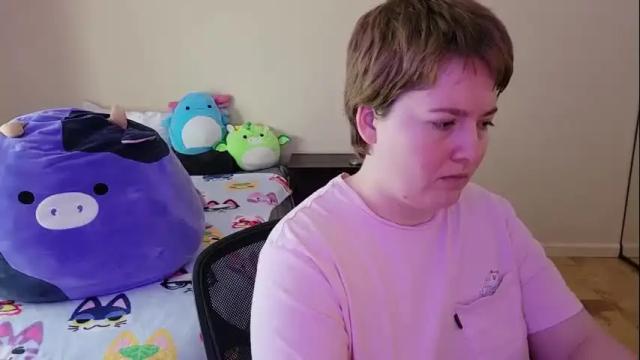 Image 12 of internetfairy_xo Stream on Chaturbate on 15 months ago