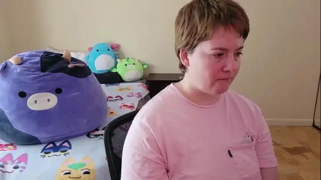 Image 7 of internetfairy_xo Stream on Chaturbate on 15 months ago