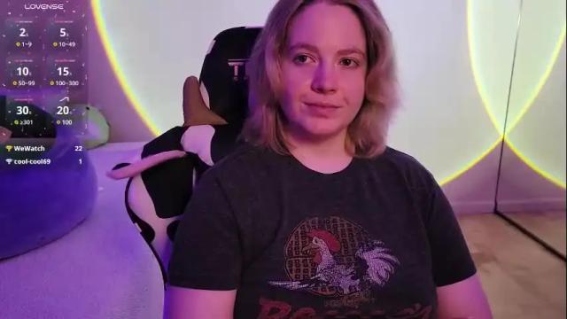 Image 3 of internetfairy_xo Stream on Chaturbate on 1 month ago