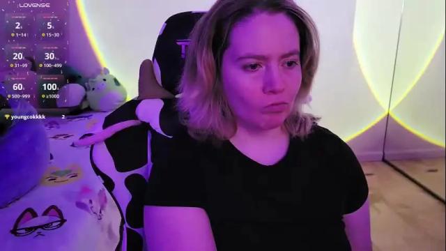 Image 2 of internetfairy_xo Stream on Chaturbate on 3 months ago
