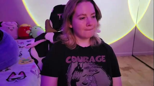 Image 3 of internetfairy_xo Stream on Chaturbate on 2 months ago