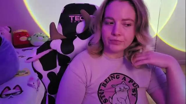 Image 11 of internetfairy_xo Stream on Chaturbate on 2 months ago