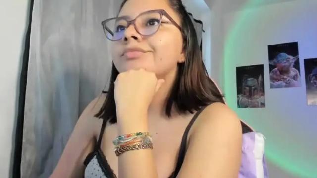 Image 2 of inthegreenway Stream on Chaturbate on 14 months ago