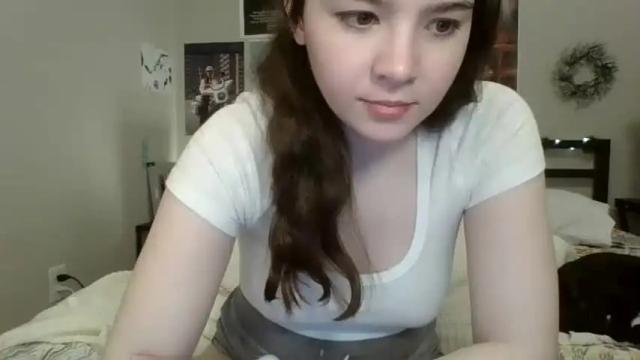 Image 12 of into_the_panda Stream on Chaturbate on 16 months ago