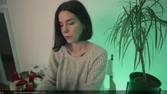 Image 11 of intoxicating_era Stream on Chaturbate on 18 months ago