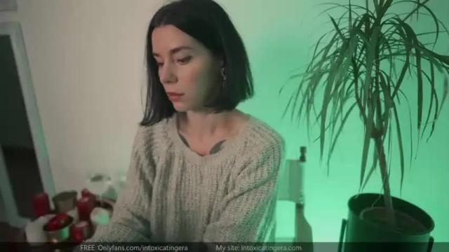 Image 7 of intoxicating_era Stream on Chaturbate on 18 months ago