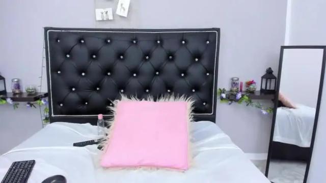 Thumbnail 1, invi_zupono's Stream at Chaturbate, 23 months ago