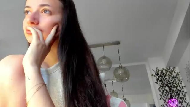 Image 3 of irenevon Stream on Chaturbate on 1 month ago