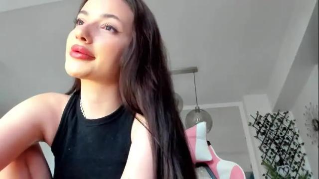 Image 4 of irenevon Stream on Chaturbate on 26 days ago