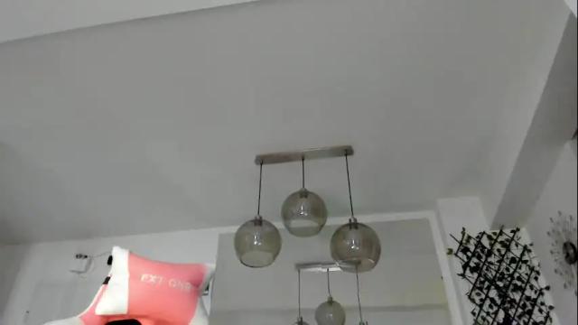 Image 4 of irenevon Stream on Chaturbate on 24 days ago