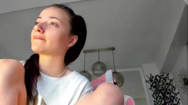 Image 8 of irenevon Stream on Chaturbate on 24 days ago