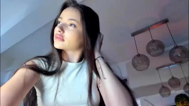 Image 2 of irenevon Stream on Chaturbate on 2 months ago