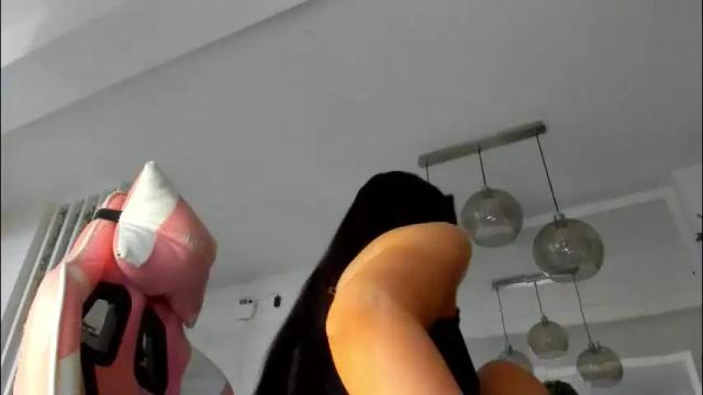 Image 2 of irenevon Stream on Chaturbate on 1 month ago