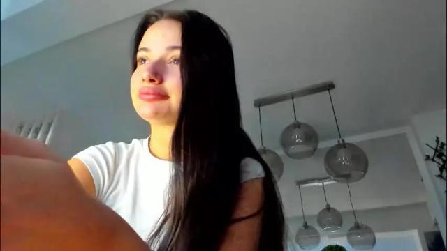 Image 8 of irenevon Stream on Chaturbate on 27 days ago