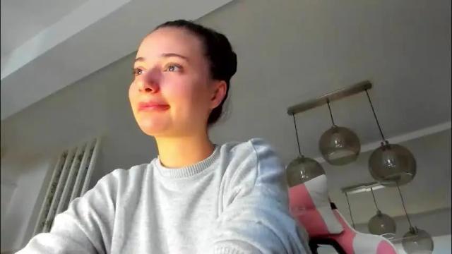 Image 2 of irenevon Stream on Chaturbate on 1 month ago