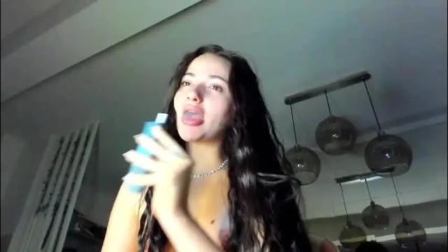 Image 6 of irenevon Stream on Chaturbate on 27 days ago