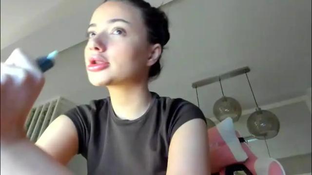 Image 4 of irenevon Stream on Chaturbate on 19 days ago