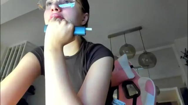 Image 11 of irenevon Stream on Chaturbate on 5 days ago