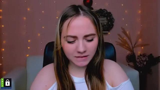 Image 2 of irie_bunny Stream on Chaturbate on 17 months ago