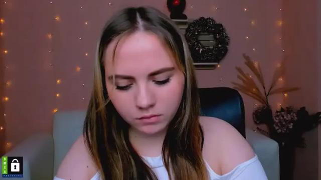 Image 3 of irie_bunny Stream on Chaturbate on 17 months ago
