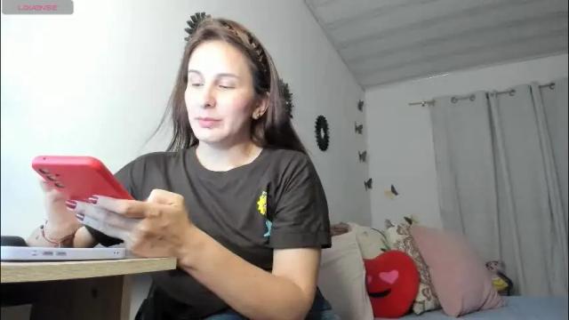 Image 7 of irina_05 Stream on Chaturbate on 1 month ago