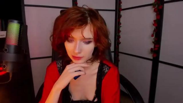 Image 4 of iris__ice Stream on Chaturbate on 18 months ago