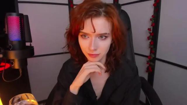 Image 3 of iris__ice Stream on Chaturbate on 17 months ago