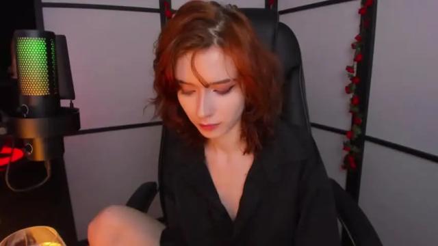 Image 6 of iris__ice Stream on Chaturbate on 17 months ago