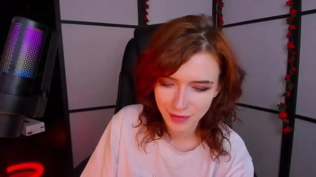 Image 4 of iris__ice Stream on Chaturbate on 17 months ago