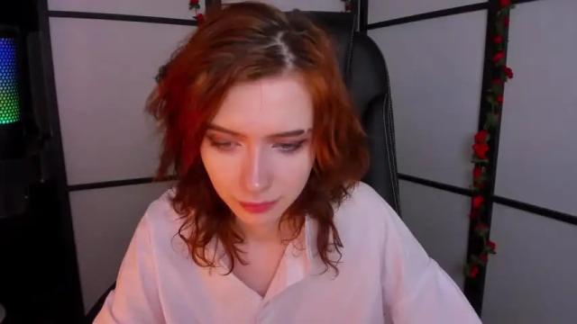 Image 4 of iris__ice Stream on Chaturbate on 17 months ago