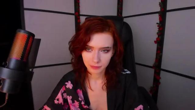 Image 12 of iris__ice Stream on Chaturbate on 19 months ago