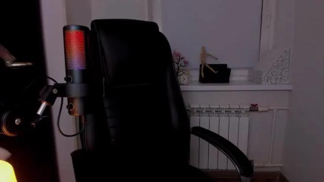 Image 10 of iris__ice Stream on Chaturbate on 15 months ago