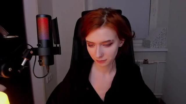 Image 11 of iris__ice Stream on Chaturbate on 15 months ago