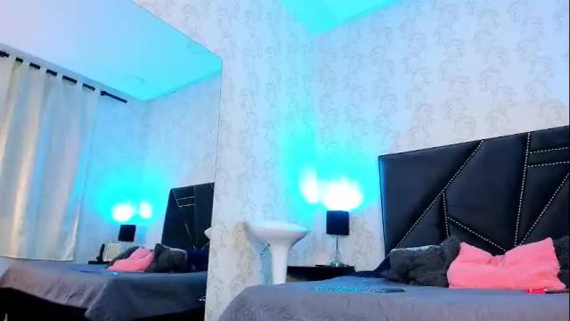 Image 8 of iris_bells Stream on Chaturbate on 15 days ago