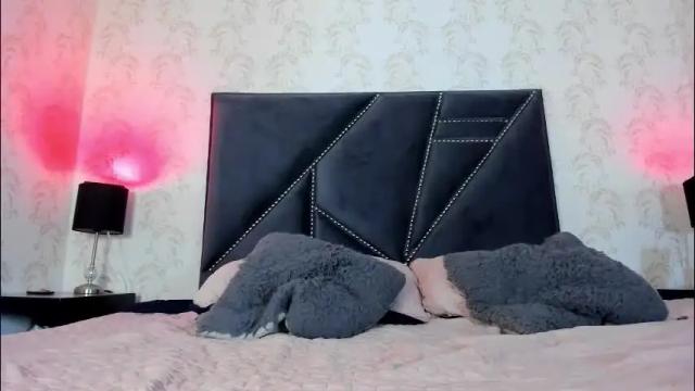 Image 8 of iris_bells Stream on Chaturbate on 4 days ago