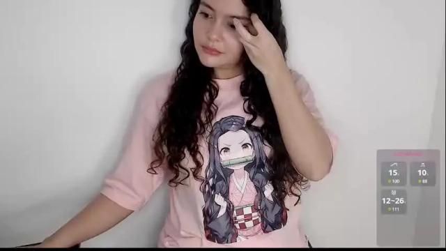 Image 4 of iris_caprice Stream on Chaturbate on 18 days ago