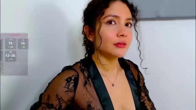 Image 10 of iris_caprice Stream on Chaturbate on 2 months ago