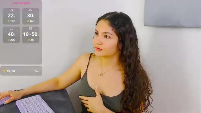 Image 11 of iris_caprice Stream on Chaturbate on 8 days ago