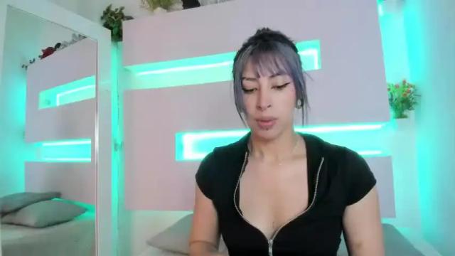 Image 3 of iris_celeste_ Stream on Chaturbate on 21 months ago