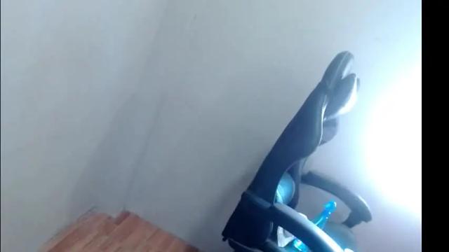 Image 6 of iris_lubiskaya Stream on Chaturbate on 24 days ago