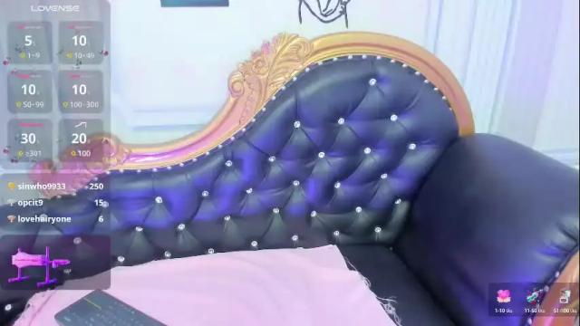 Image 7 of iris_sunshine Stream on Chaturbate on 5 days ago