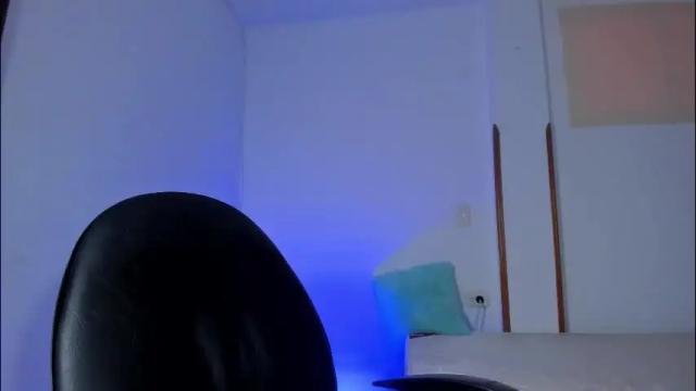 Image 10 of iris_torrez Stream on Chaturbate on 1 month ago