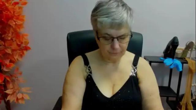 Thumbnail 1, iris_xdesire's Stream at Chaturbate, 1 month ago