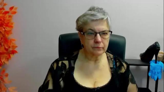 Thumbnail 2, iris_xdesire's Stream at Chaturbate, 1 month ago