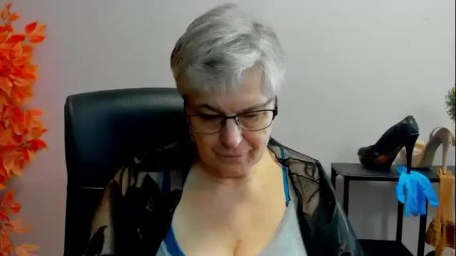 Thumbnail 1, iris_xdesire's Stream at Chaturbate, 1 month ago