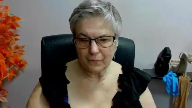 Thumbnail 1, iris_xdesire's Stream at Chaturbate, 23 days ago