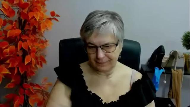 Image 8 of iris_xdesire Stream on Chaturbate on 11 days ago