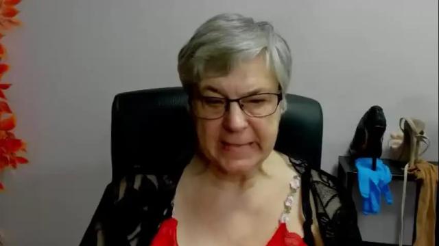 Image 4 of iris_xdesire Stream on Chaturbate on 4 days ago