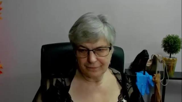 Image 7 of iris_xdesire Stream on Chaturbate on 3 days ago